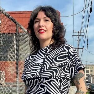 Nooworks crop top in black and white pattern